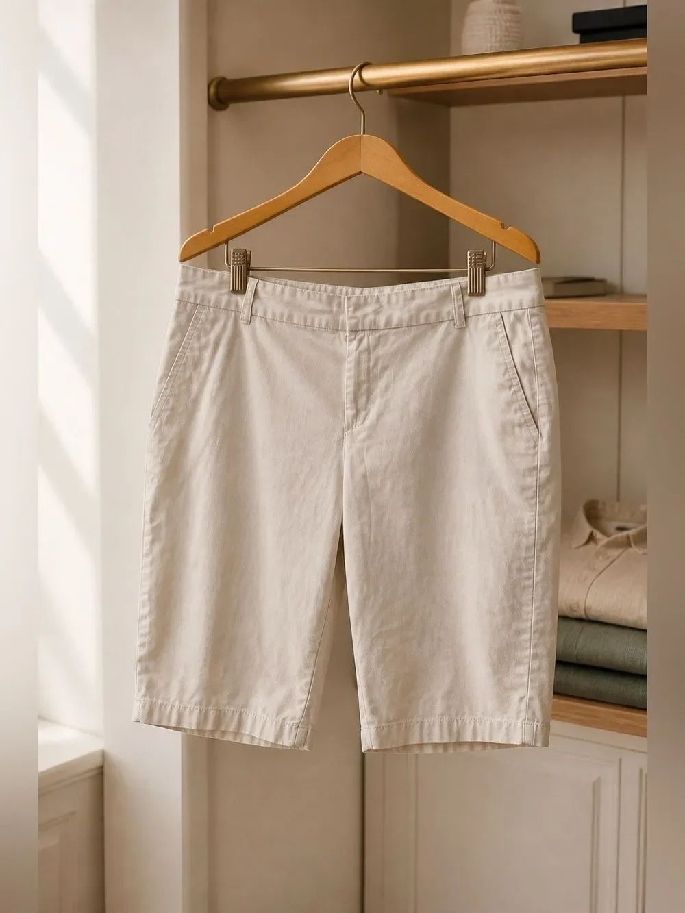 White Liz Claiborne Women’s Shorts